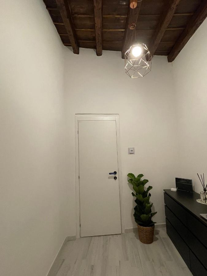 Arco Di Levante Alle Colonne Bari Exterior foto